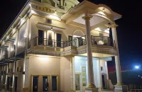 Hotel Grand Family Hotel dekat Sri Mersing Beach