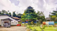 Hotel O Villa Anyelir Yustik Selabintana - parking