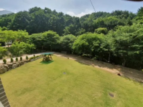 Hwacheon Yeoungwoong-Ine Pension 華川郡酒店