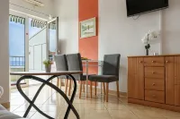 Sea View Apartment for 2-3 People - Family