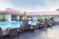 Ramada by Wyndham Princess Paramaribo - Pools