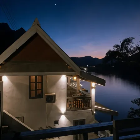Dokchampa River View Villa