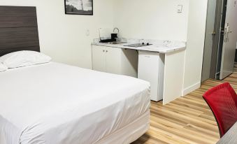 Ramada by Wyndham Dawson Creek