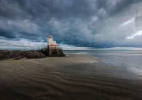 House with sea view close to: beaches, shops, GR34 and golf course