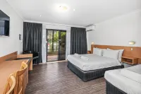 Diplomat Hotel Alice Springs Hotels in Braitling