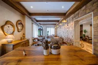Arctic Boutique Hotel Hotels in Kreis Korça