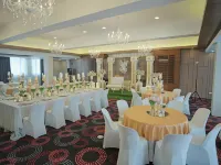 Fersal Hotel Malakas Отели рядом с достопримечательностью «Павильон для мероприятий Elements at Centris»