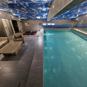 Olympic Apartments Wellness & Spa Отели рядом с достопримечательностью «Земун»