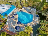 Park Shore Resort by Mike Z Rentals - de playa