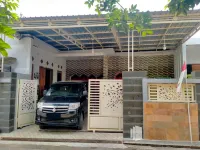 Navisha Guest House Syariah Near Exit Tol Batang RedPartner Hotels in Batang