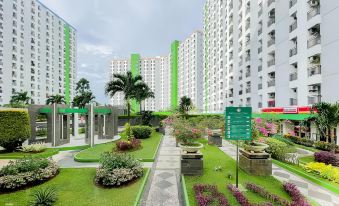 RedLiving Apartemen Green Lake View Ciputat - Pelangi Rooms 2 Tower E