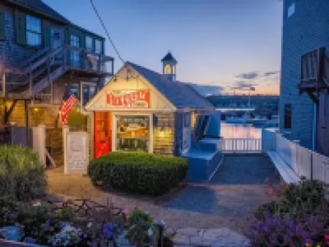 阿迪森喬特旅館 羅克波特酒店
