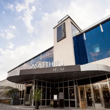 Hotel Matthieu Yeosu Отели рядом с достопримечательностью «Остров Одонго»