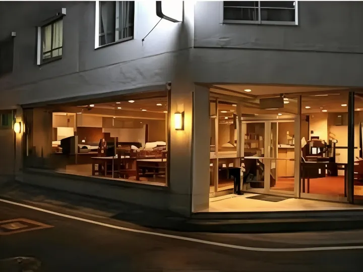 Kochi Business Hotel Bekkan