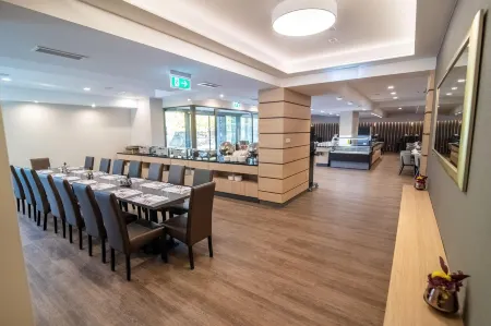 Rubin Wellness & Conference Hotel Отели в г. Тёрёкбалинт