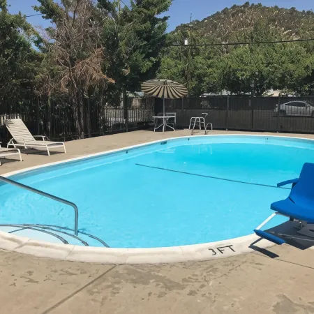 Klamath Motor Lodge