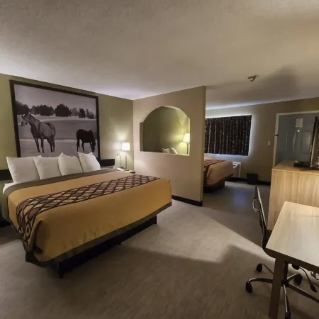 Super 8 by Wyndham Arkadelphia Caddo Valley Area