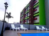 Blue Orchids Hotel - Swimmingpools