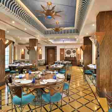 Radisson Noida Dining/Meeting Rooms