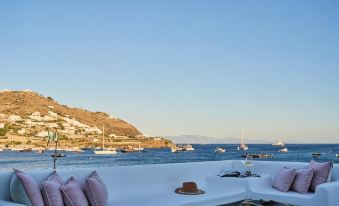 Adorno Beach Hotel and Suites