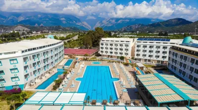 Daima Biz Hotel - Dolusu Aquapark Access