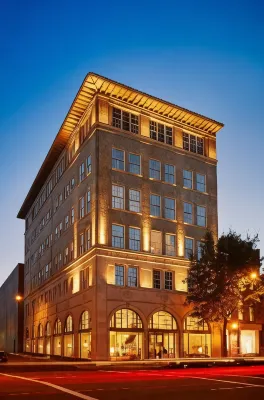 里士滿夸克飯店-凱悅悠選飯店 The Museum of the Confederacy附近的飯店