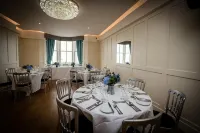 Delmont Hotel & View Restaurant Hotels in Scarborough