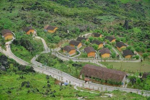 HagiangGo Hostel-Motorbikes Rental and Tour Hotels in Phương Thiện