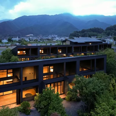 7C Villa & Winery 旅の駅周辺のホテル