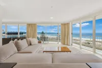 Meridian Tower Kirra Beach