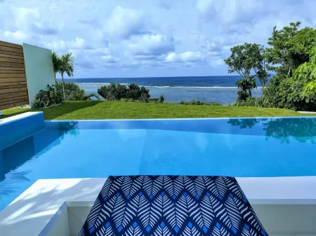 Ocean View Ishigaki Sora and Umi Отели рядом с достопримечательностью «Йонехара- Бич»