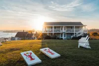 Topside Inn Hotels in Westport