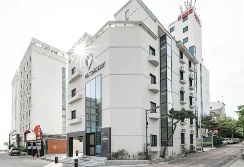 Dayonestay Hotel