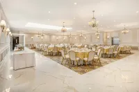 The Ashi, Ascend Hotel Collection
