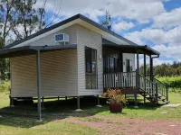 Just Red Wines Cabins Hotels in Stanthorpe