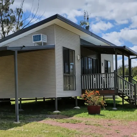 Just Red Wines Cabins