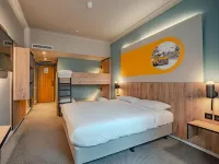 B&B Hotel London Heathrow Hotels near Slough Railway Station