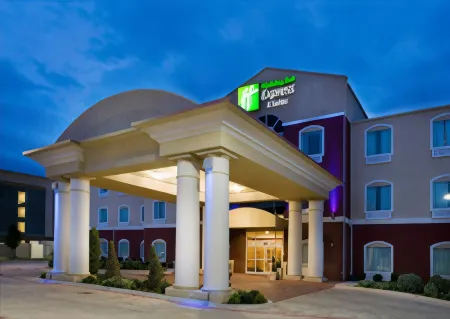 Holiday Inn Express & Suites Sweetwater Отели в г. Роско