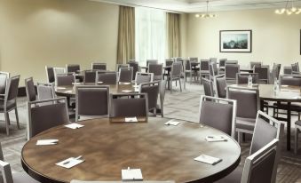 Homewood Suites by Hilton Teaneck Glenpointe