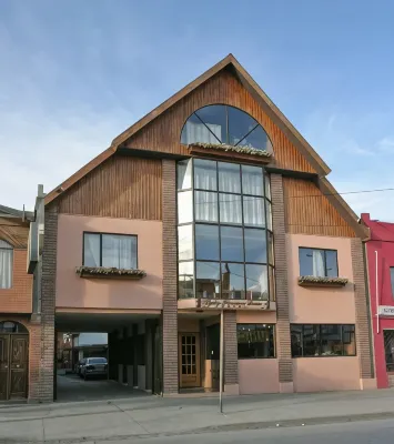 Lady Florence Dixie Hotels in Natales