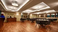 Best Western Plus Lawnfield Inn  Suites