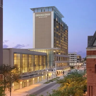 DoubleTree by Hilton Cedar Rapids Convention Complex Hotels near Mount Mercy University