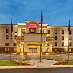 Hampton Inn & Suites Lansing West Hotels in Waverly