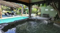 Hacienda del Lago Boutique Hotel - Bathtub