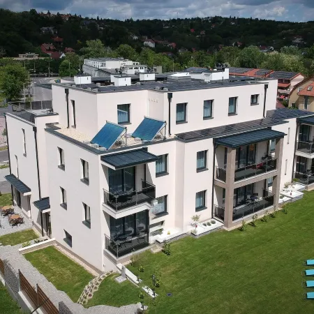 Aquarius Apartments