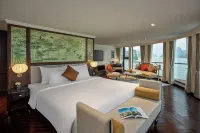 Halong CapellaCruise - Member of Lyra Cruise Collection Hotels near Ha Long Bay