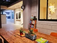 Seeing Nantai Holiday Apartment