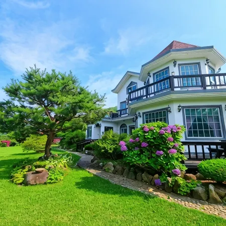 Samcheok Rose Valley Pension