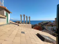 A treasure chest of pleasant surprises in the historic center, just a stone's throw from the sea. Hotel a Arenzano