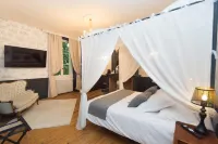 Château de la Rochetière فنادق في Balbins